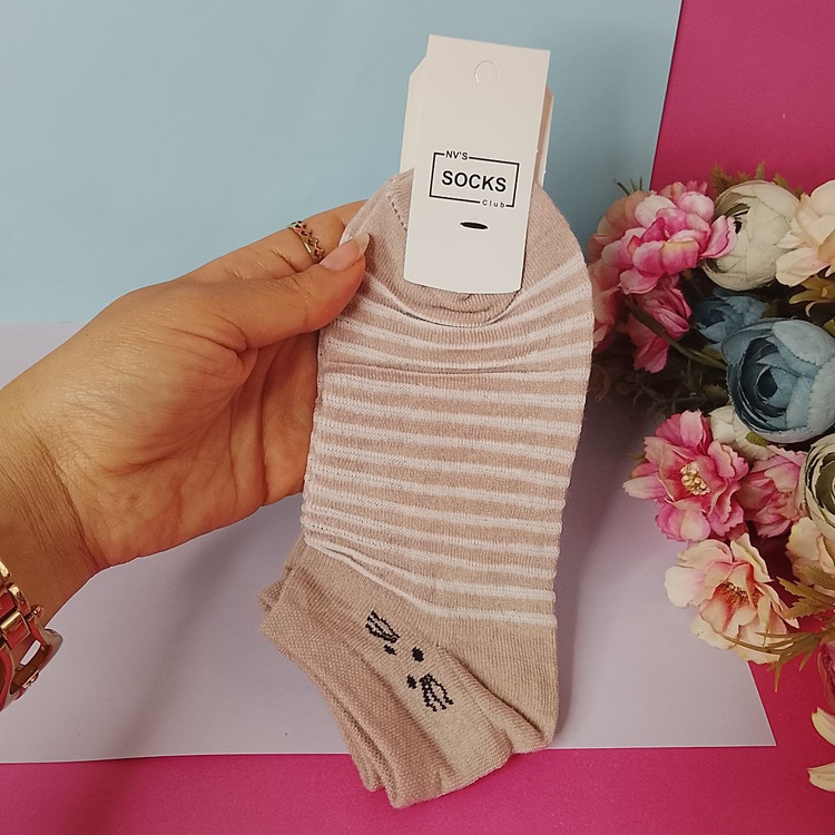 جوراب مچی زنانه برند socks طرح راه راه نیمه توری مدل نخی و اسپرت و روزانه