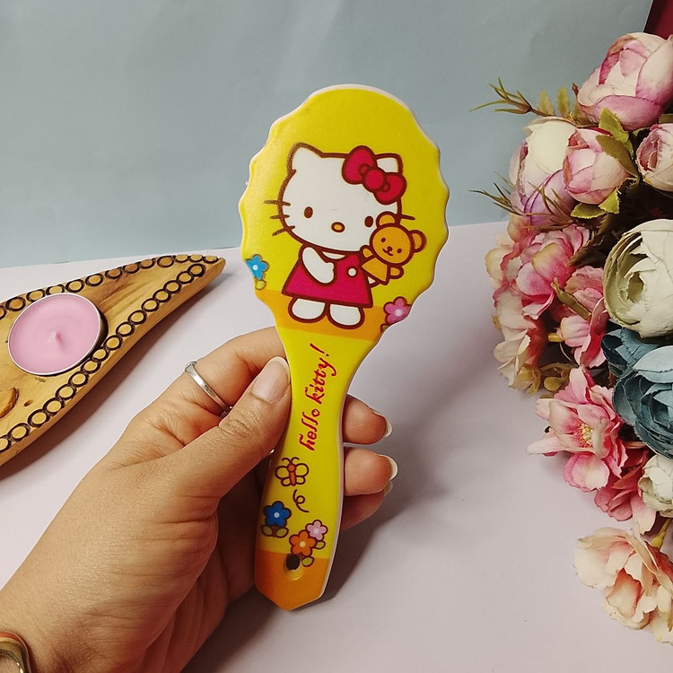 برس بچه گانه کیتی سایز کوچک و برس فانتزی مناسب برای داخل کیف