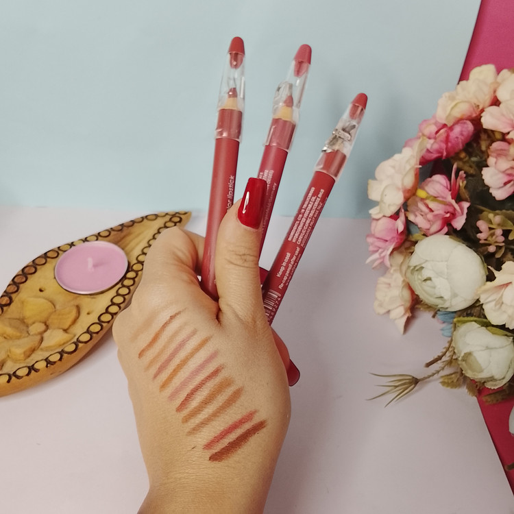 رژ مدادی تراش دار کالیستا مناسب برای رژ لب و خط لب