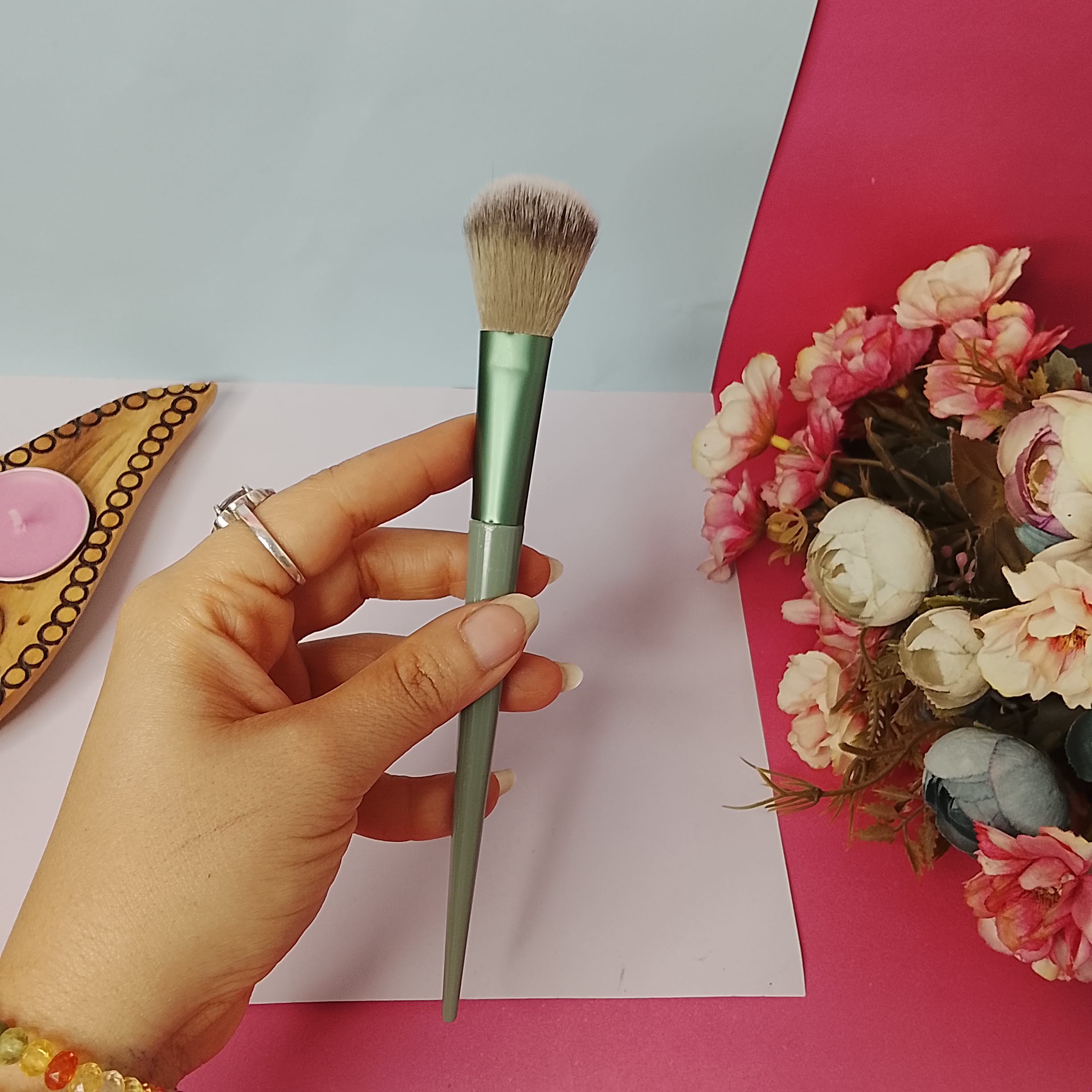 براش تک پر تراکم سبز برای رژگونه و کرم پودر و پودر فیکس